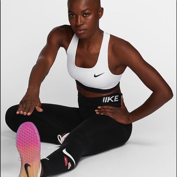 Nike sports bra (white, small) - Picture 5 of 12